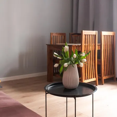 Loretas Roses Old Town *