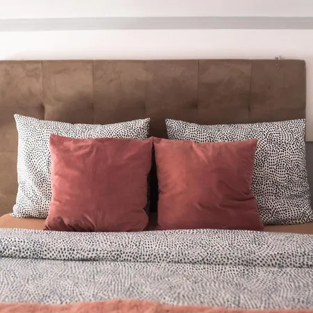 Loretas Roses Old Town *